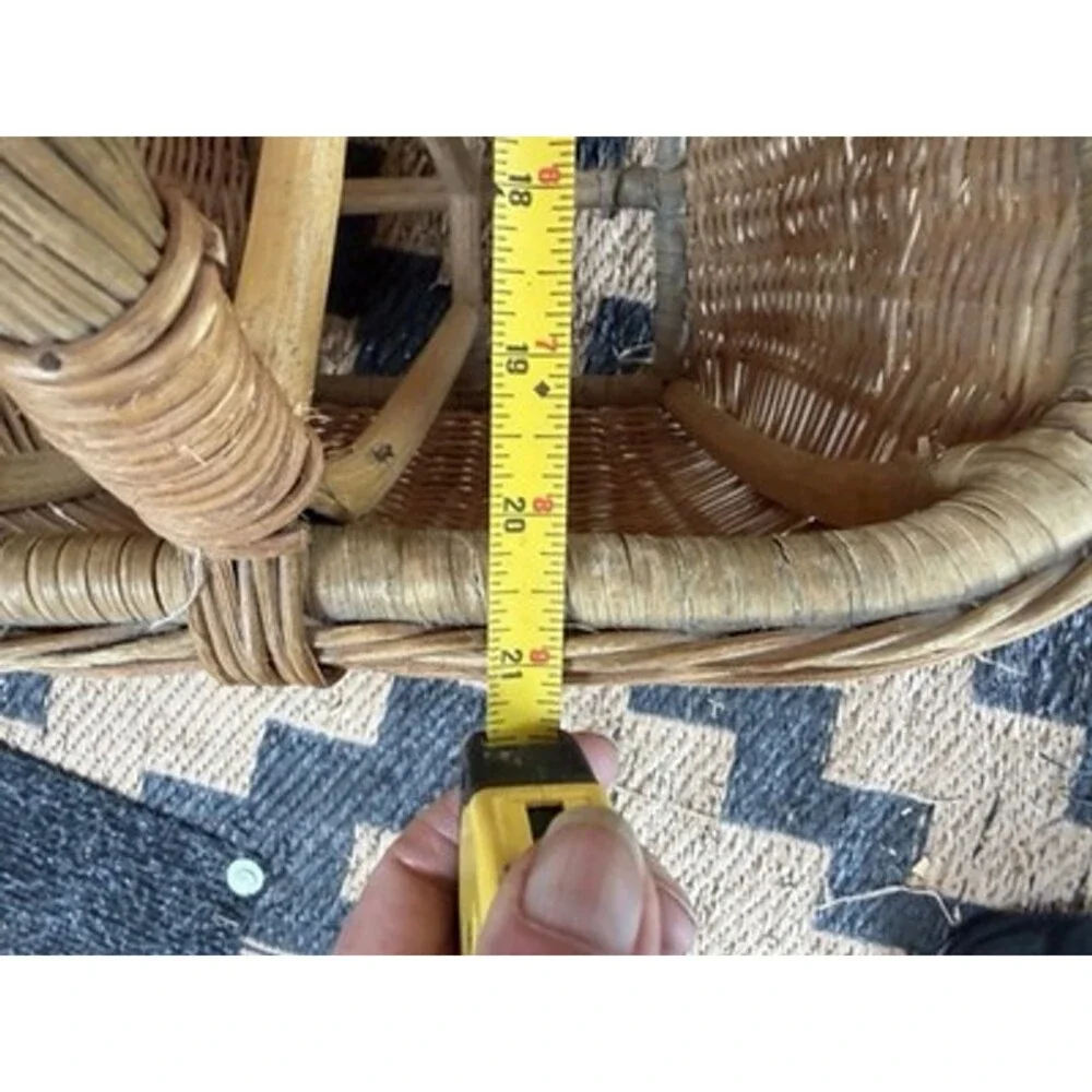 VNTG XL Wicker Magazine/Towel Holder Boho Mid Century Modern MCM 21”L-14”W-18”H